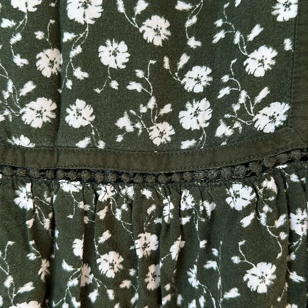 H&M Dark Green Ditsy Floral Dress Size US 12 - Picture 3 of 6